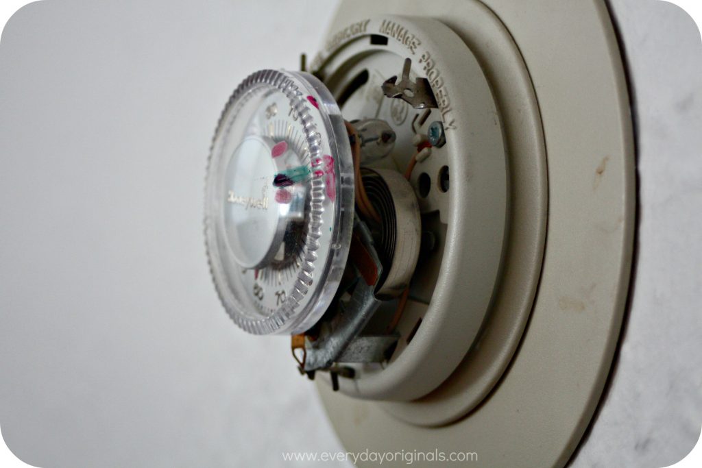Thermostat Inside Before